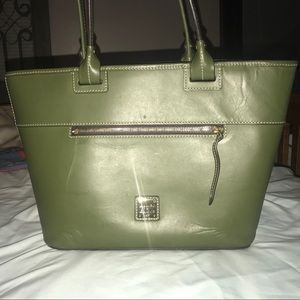 Dooney & Bourke shoulder bag - well loved